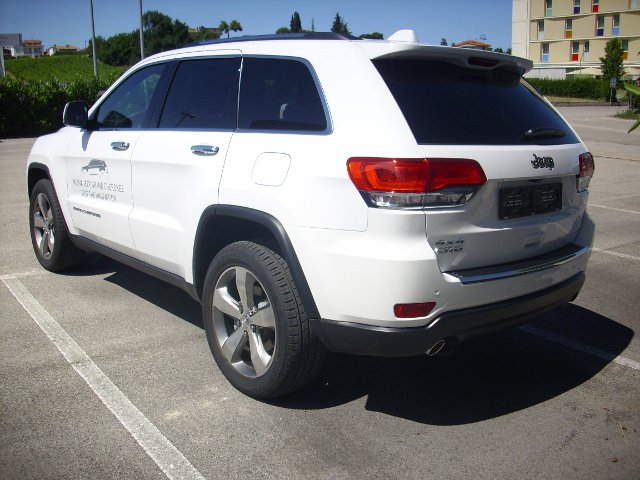 MOTORI JEEP GRAND CHEROKEE