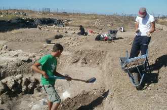 scavi archeologici acropoli etrusca tarquinia 